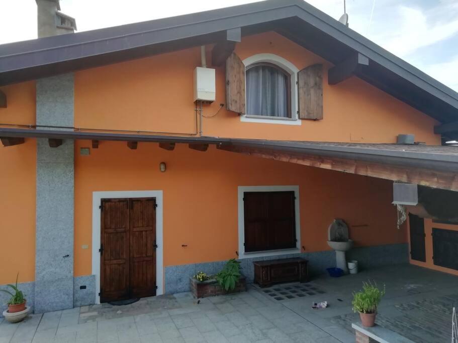 Un Bell Incontro Borgo Ticino Exterior foto
