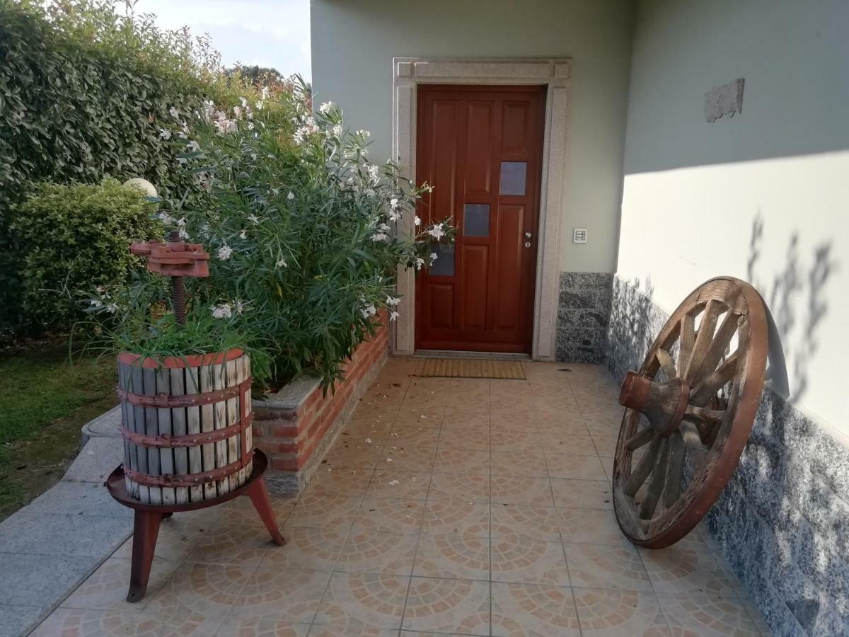 Un Bell Incontro Borgo Ticino Exterior foto