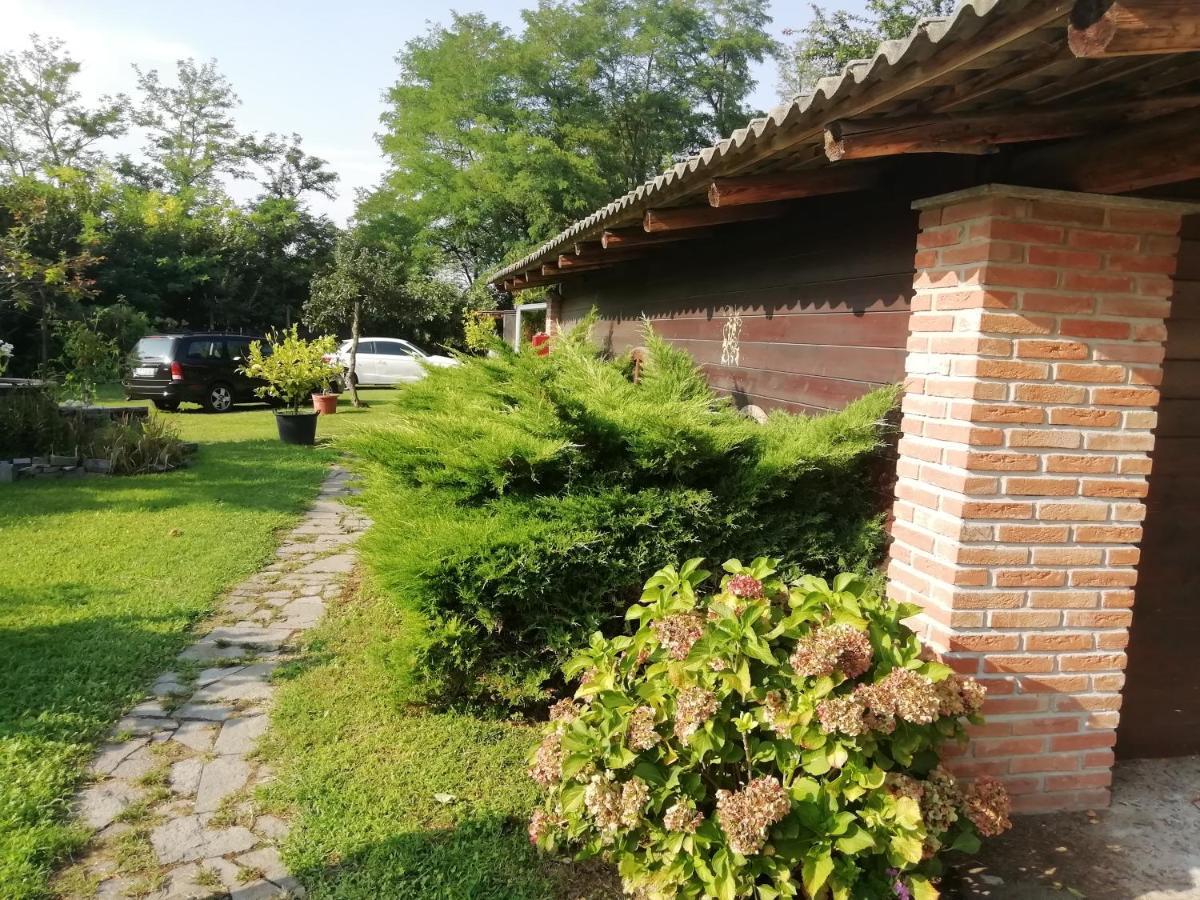 Un Bell Incontro Borgo Ticino Exterior foto